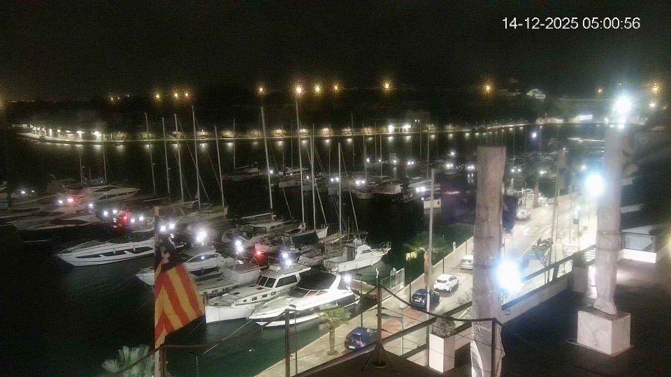 Mao › East: Club Marítimo de Mahón - Illa del Rei