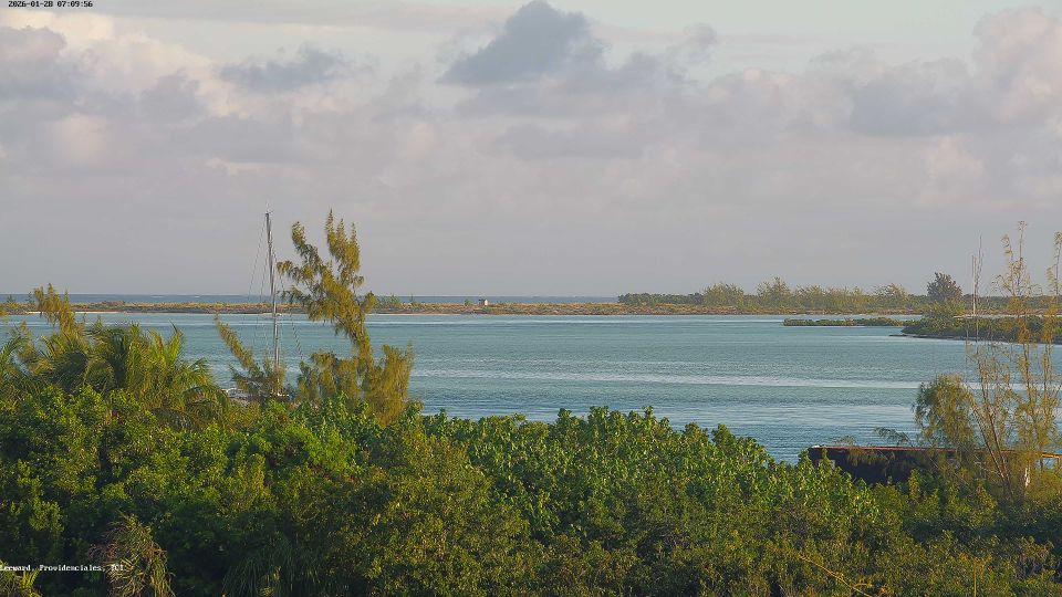 Providenciales › North-east: Blue Haven Marina - Mangrove Cay