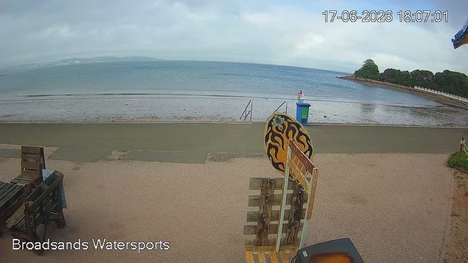 Brixham › East: Broadsands Beach Watersports Centre