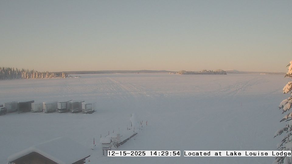 Matanuska-Susitna › North: Lake Louise Lodge