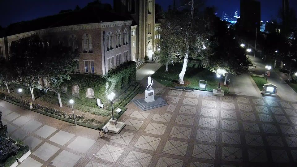 Los Angeles › North-west: Hahn Plaza - Bovard Auditorium