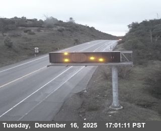 Clearlake › North: SR-20 : East Of SR-53 - Looking West (C011)