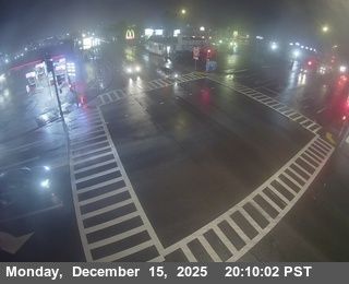 Eureka › South: US-101 - 4th and Rst Street - Looking North (C038)