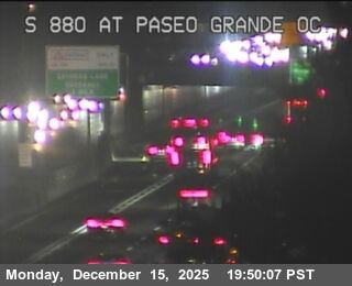 San Lorenzo › South: TV711 - I-880 : Paseo Grande Overcross