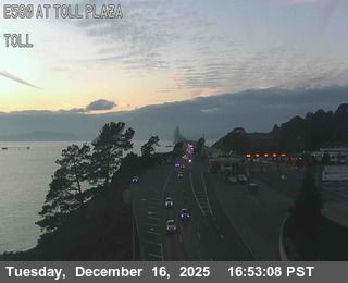 Richmond › East: TVR45 - I-580 : At Toll Plaza