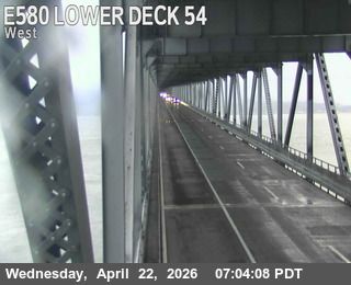 Richmond › East: TVR40 - I-580 : Lower Deck Pier 54