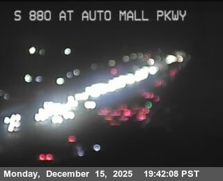 Fremont: Irvington District › South: TVA62 - I-880 : S880 at Auto Mall Pkwy
