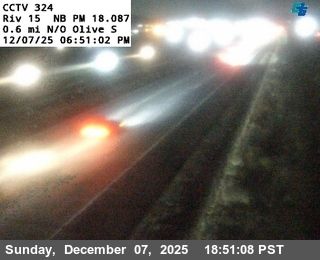 Lake Elsinore › North: I-15 : (324) North of Olive