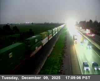 Bardi › South: 40 - SB SR 99 Austin Road