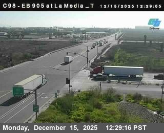 San Diego › East: C 098) EB 905 : La Media T