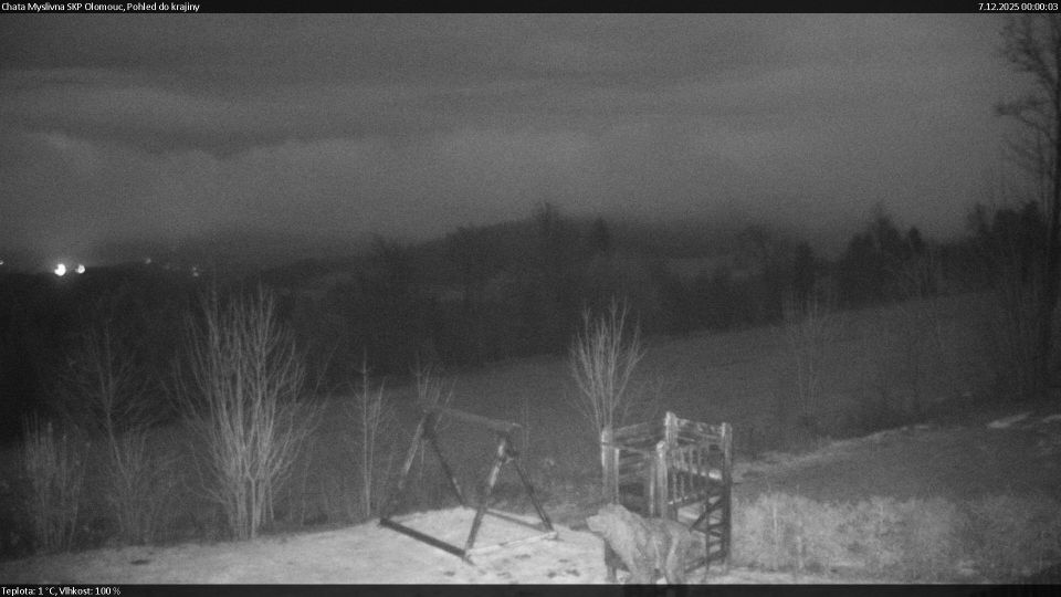 Dolni Moravice: Nova Ves u Rymarova: Chata Myslivna SKP Olomouc - Pohled do krajiny