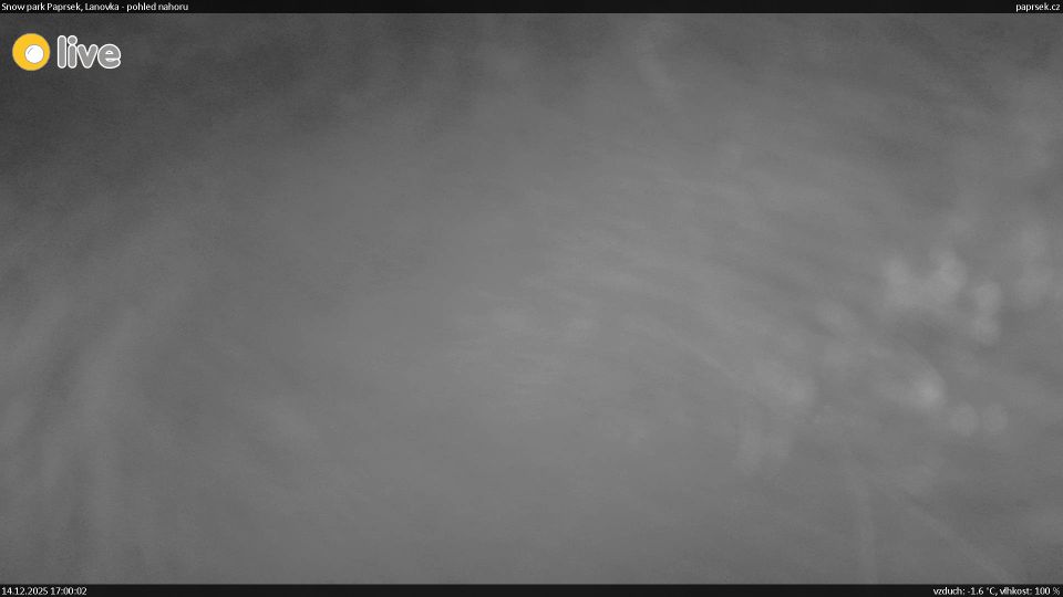 Velke Vrbno: Snow park Paprsek - Lanovka - pohled nahoru