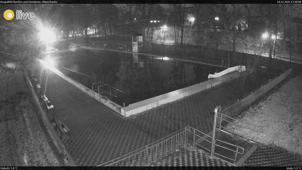 Bystrice pod Hostynem: Koupaliště - Hlavní bazén