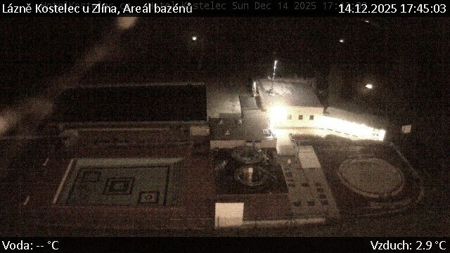Zlin: Kostelec u Zlina: Lázně - Areál bazénů