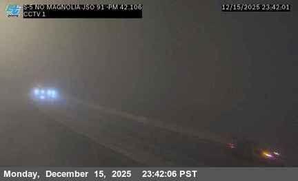 Fullerton › South: I-5 : (1) North of Magnolia Avenue (South Of SR-91