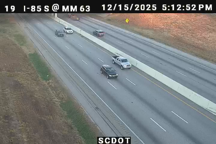 Duncan: I-85 S @ MM 63 (SC 290)