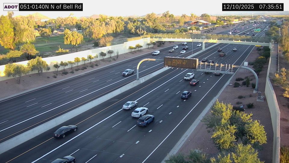 Phoenix › North: SR-51 NB 14.07 @N of Bell
