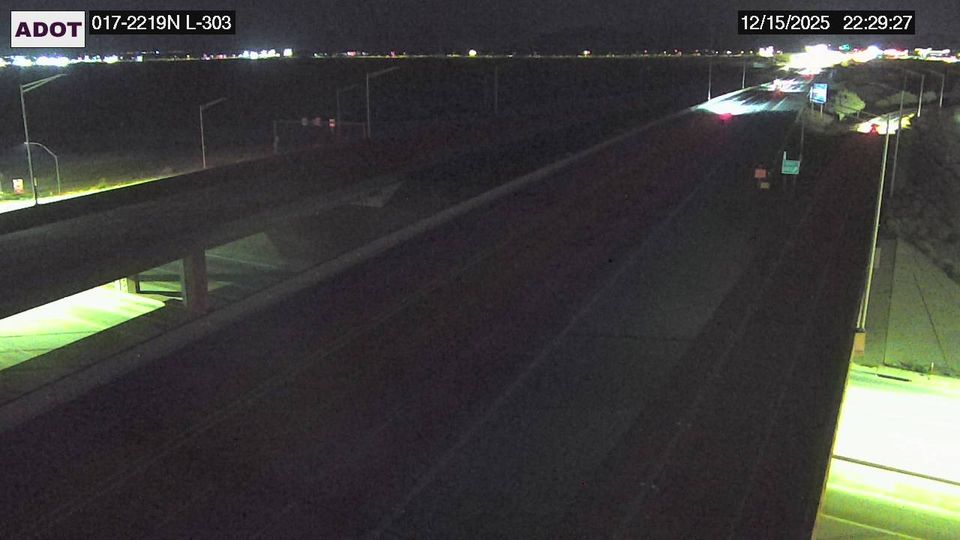 Phoenix: North Gateway › North: I-17 NB 221.90 @L-303