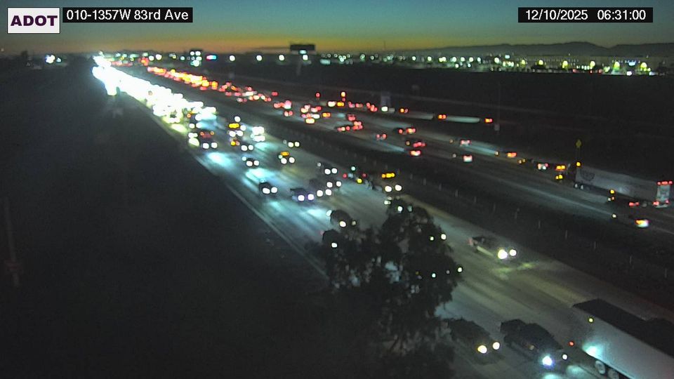 Phoenix › West: I-10 WB 135.70 @83rd