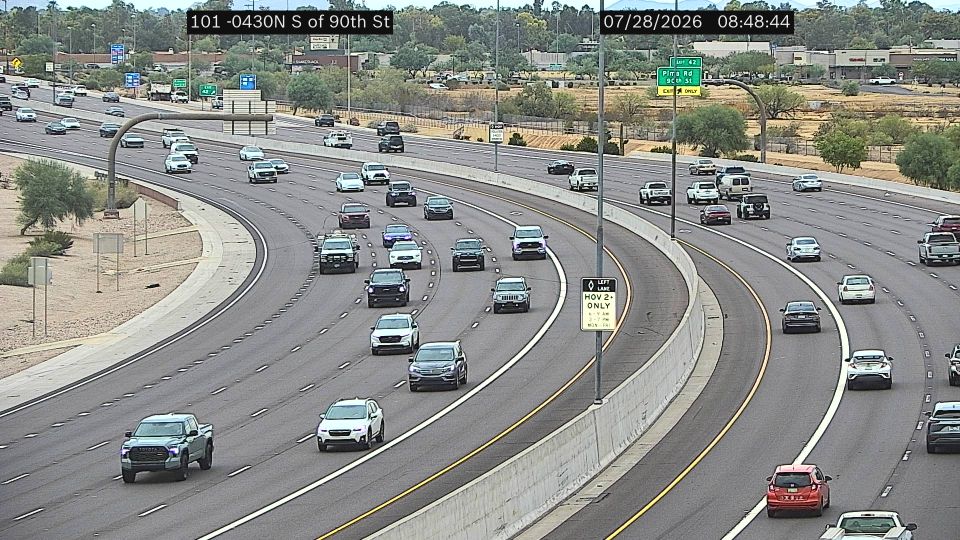 Paradise Valley › North: L-101 NB 42.92 @S of 90th St