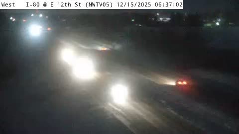 Newton: NW - I-80 @ E. 12th St. (05)