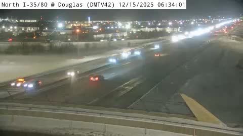 Urbandale: DM - I-35/80 @ Douglas (42)