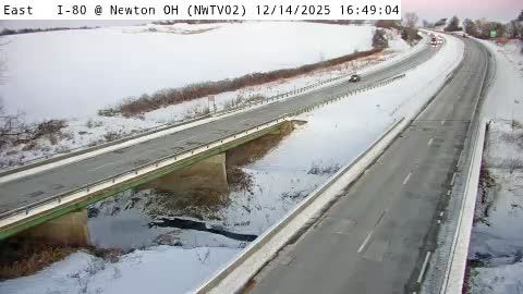 Lambs Grove: NW - I-80 @ Newton OH (02)