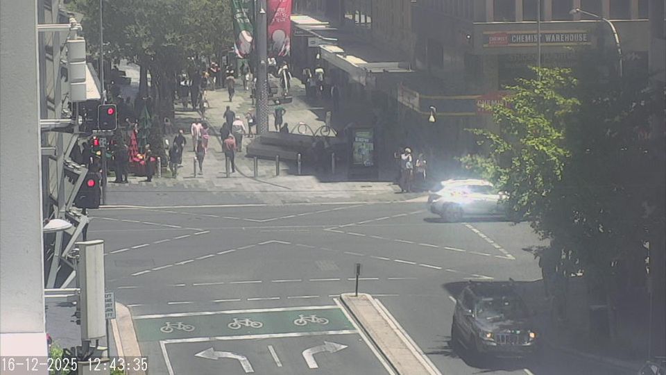 Adelaide: Rundle Mall and Rundle Street intersection