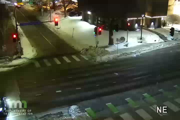 Minneapolis: I-35W NB @ University Ave