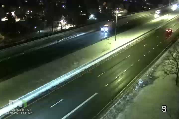 St. Paul: I-35E SB @ Grand Ave
