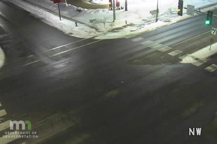 West St. Paul: Robert St NB @ Crusader Ave