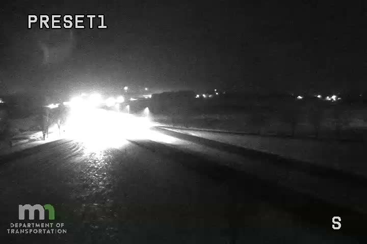 Ellendale: I-35 NB @ T.H.30 EB (MP 26.4)