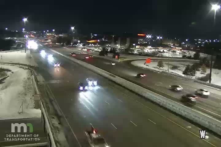Bloomington: I-494 EB @ T.H.100