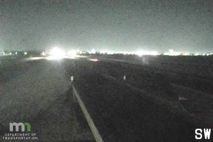 Skyline Gardens Mobile Home Park: I-35 NB @ Co Rd 34 (MP 43.5)