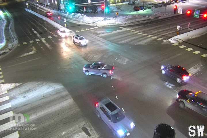 Hopkins: T.H.7 WB @ 17th Ave