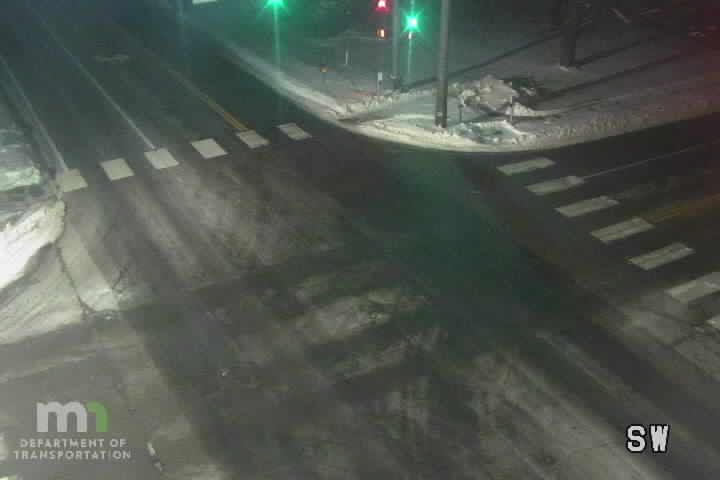 Oakdale: T.H.120 NB @ 40th St WB