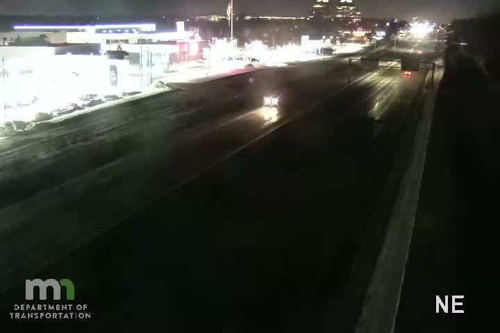 Wayzata: U.S.12 EB @ Co Rd 15