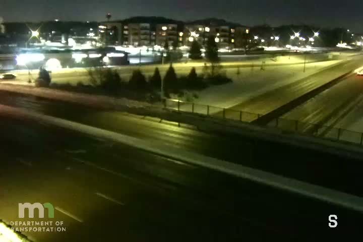 Edina: Bredesen Park: U.S.169 SB @ Bren Rd