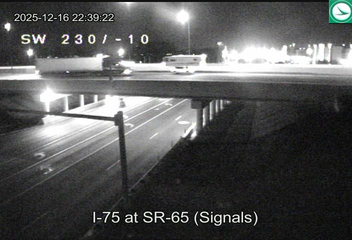 Toledo: I-75 at SR-65 (Signals) lower camera