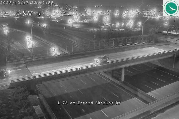 Cincinnati: West End: I-75 at Ezzard Charles Dr