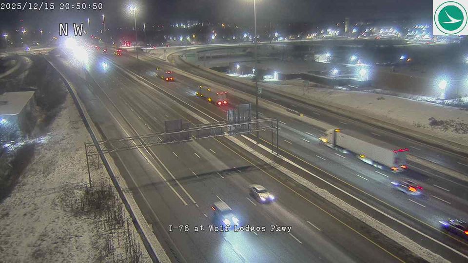 Akron: I-76 at Wolf Ledges Pky