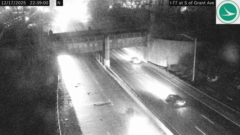 Cuyahoga Heights: I-77 at S of Grant Ave