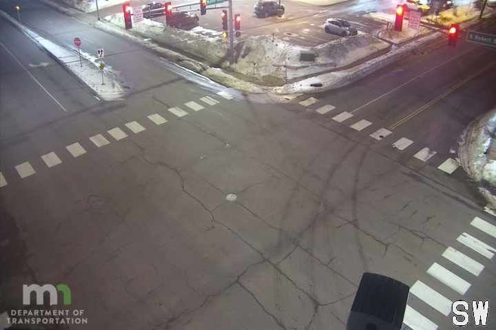 West St. Paul: Robert St NB @ Butler Ave