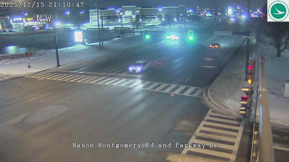 Snidercrest: Mason Montgomery Rd & Parkway Dr