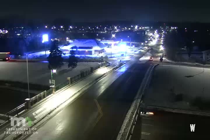 Arden Hills: I-35W NB @ Co Rd E2