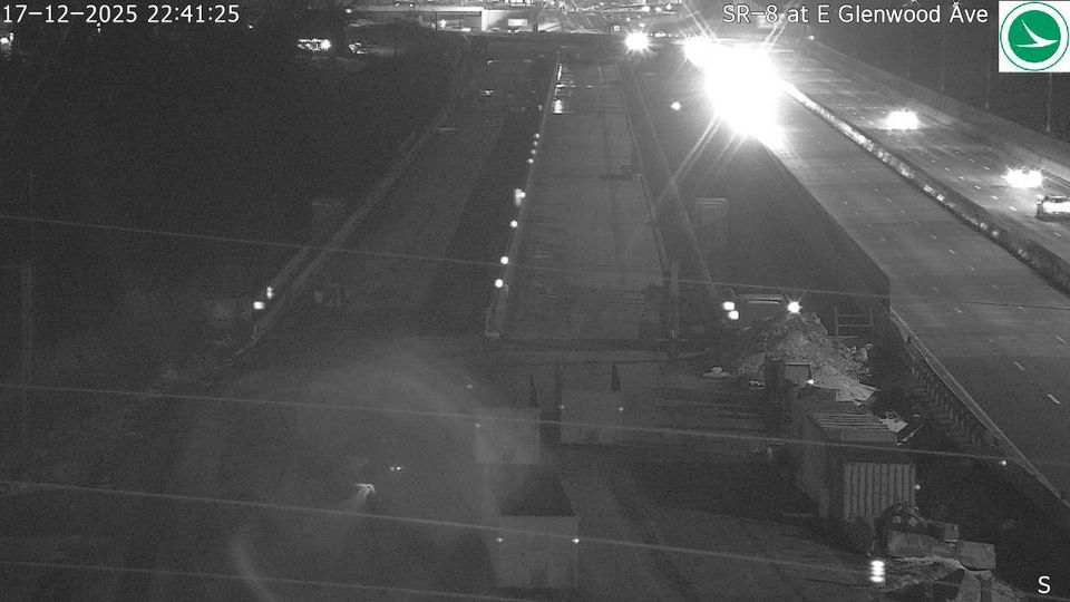 Akron: Cascade Valley: SR-8 at E Glenwood Ave