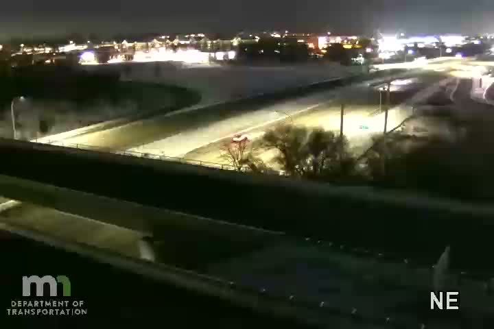 Woodbury: I-94 EB @ Co Rd 13 (Inwood Av/Radio Dr)