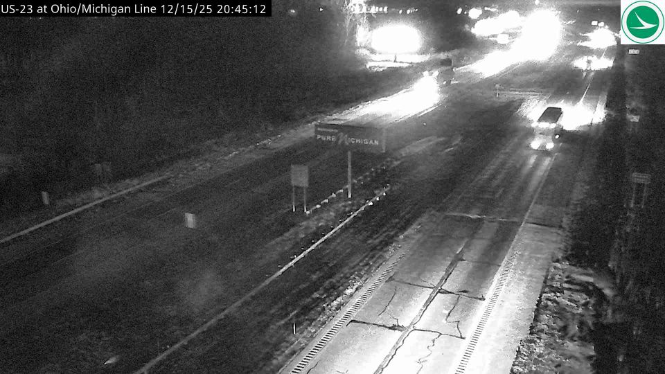 Sylvania: US-23 at Ohio/Michigan Line