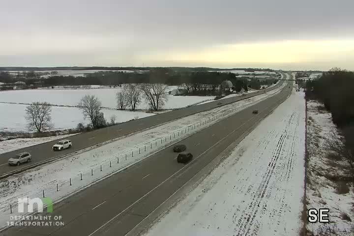 Oronoco: T.H.52 SB S of 100th St NW (MP 63.5)