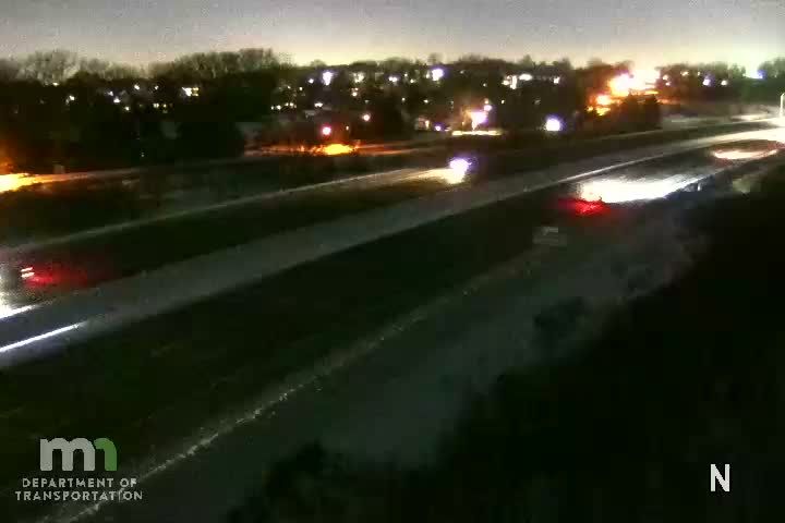 Eagan: I-35E NB S of Pilot Knob Rd